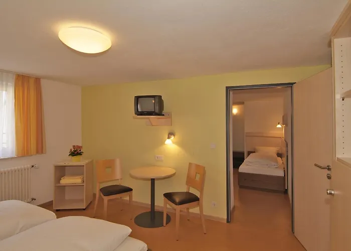 Haus Am Berg Szálloda